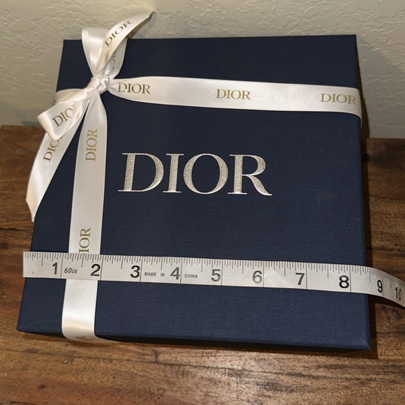 Dior Blue Gift Box with Tissue and Ribbon - Picture 7 of 11